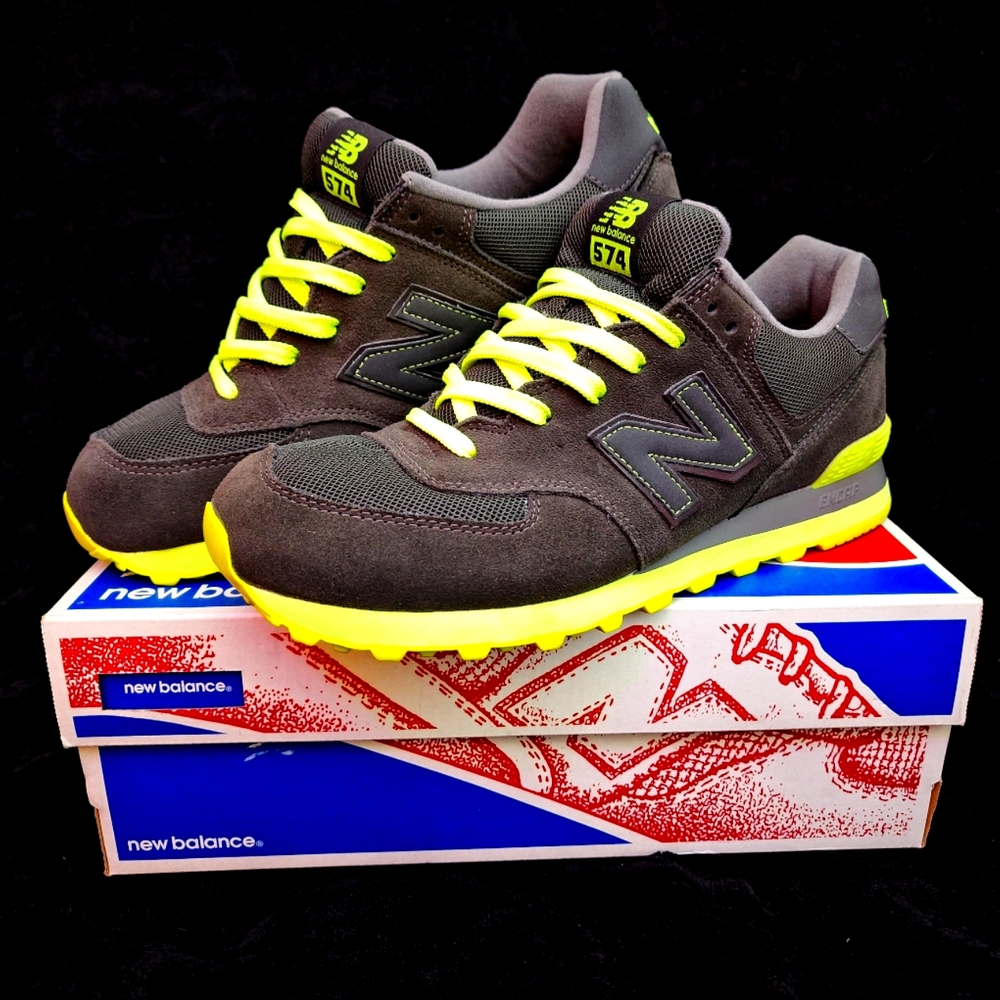New Balance 574 Neon